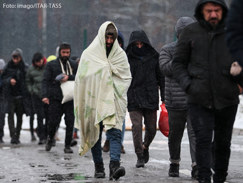 Migranten nahe der polnisch-belarussischen Grenze