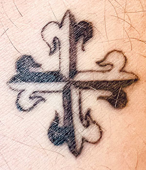 Tattoo Lilienkreuz