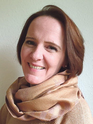 SCHULLEITERIN DORIS KRUMPHOLZ