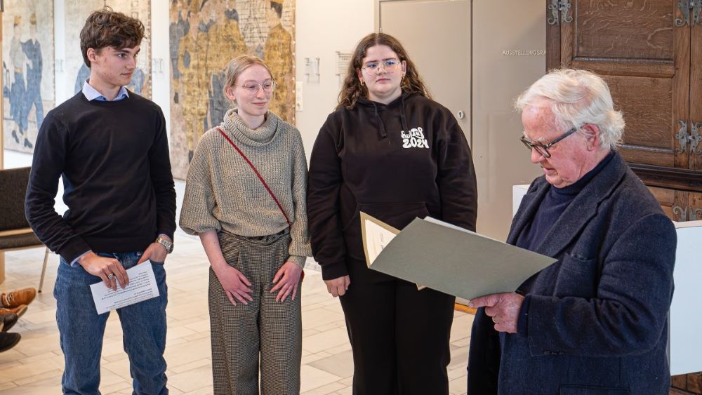 Schüler erhalten Auszeichnung