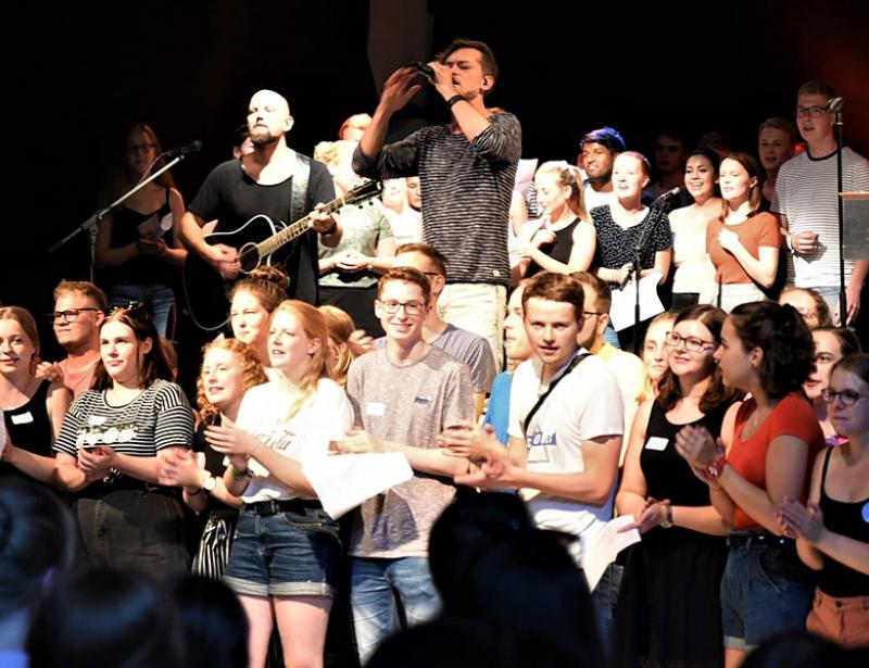 Thomas Godoj unterstützt Freiwilligendienst