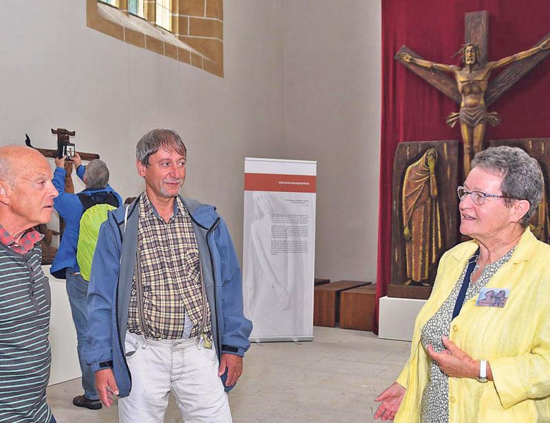 Große Augen und Hände