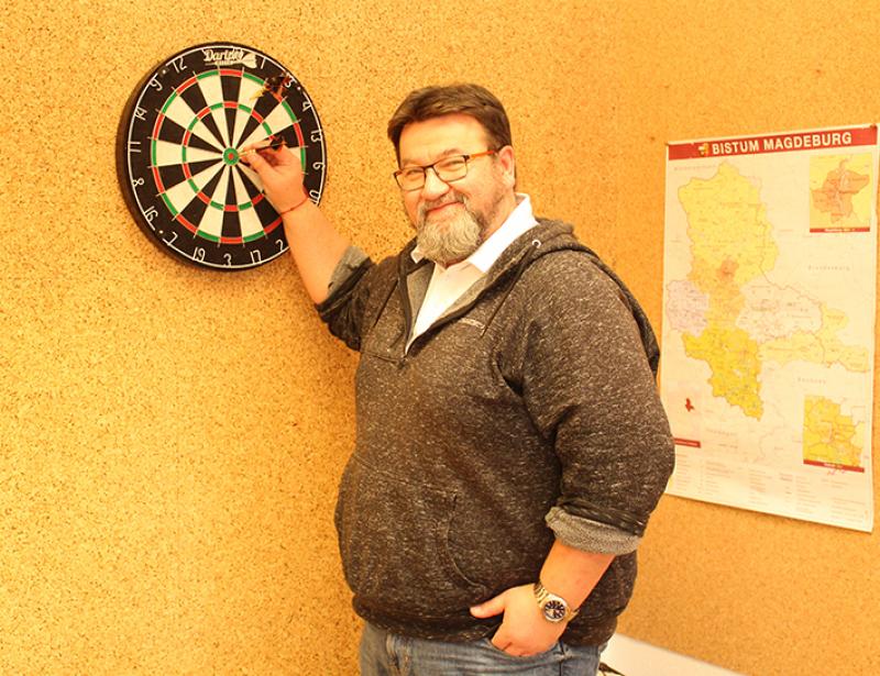 Das Ohr an der Basis haben