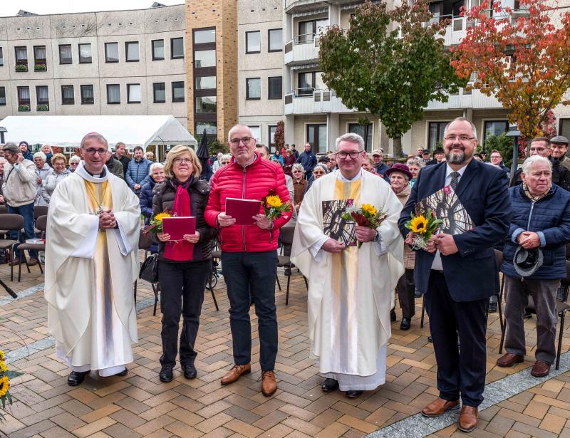 Da wurden gleich zwei Chefs eingeführt