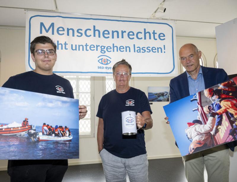 Bilder zeigen Seenotrettung