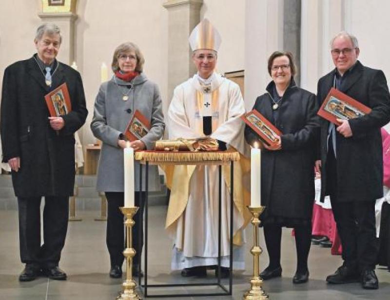 Gottesdienst voller Ehrungen