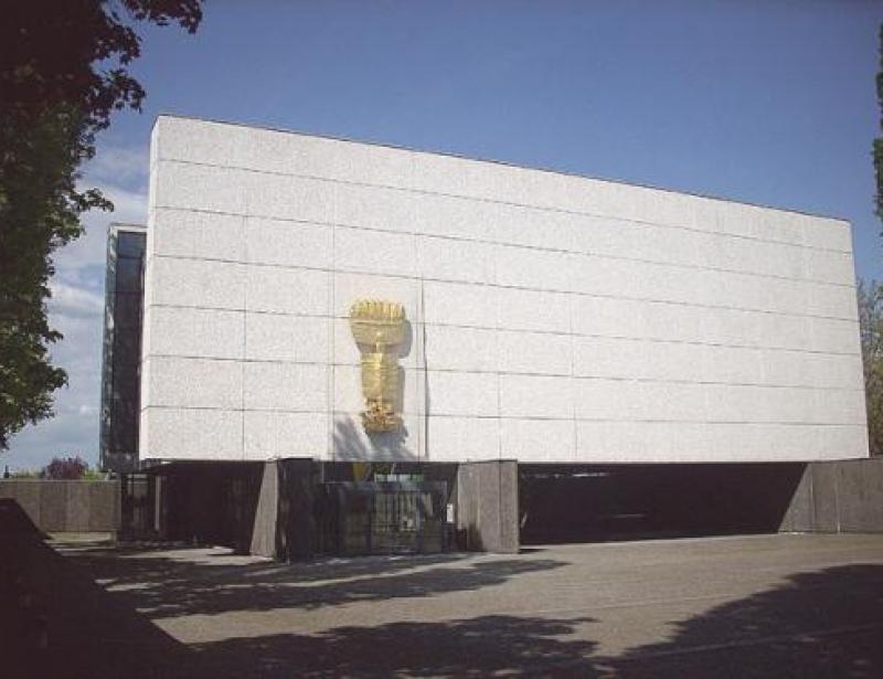 Gestalt von biblischer Größe