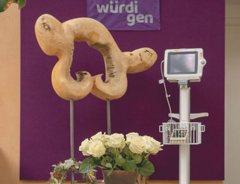 Nicht über Leid hinweggehen