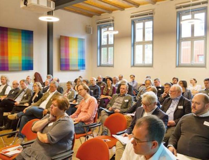 Die Kirche und ihr Personal