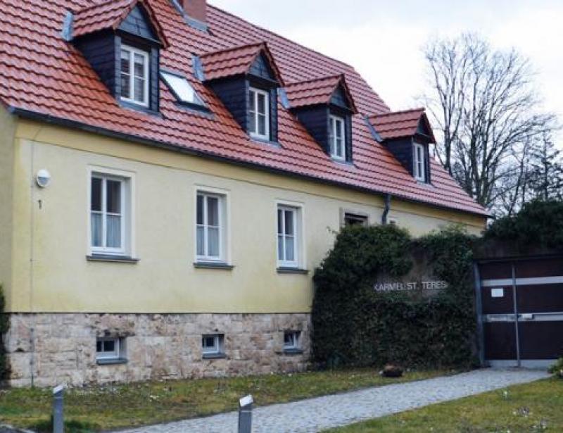 Ins Umfeld ausstrahlen