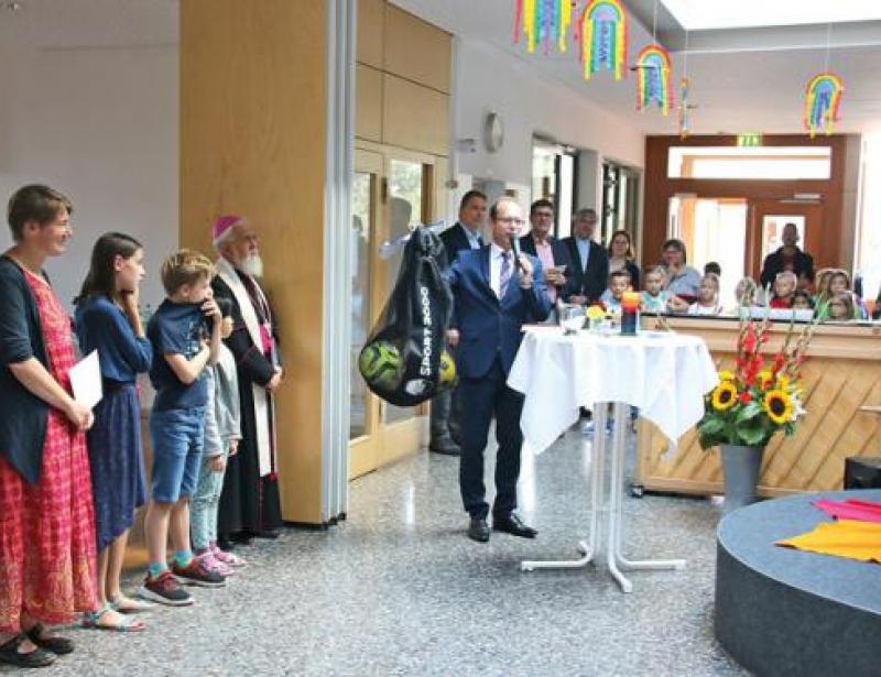 Mit Weite und zugleich geerdet