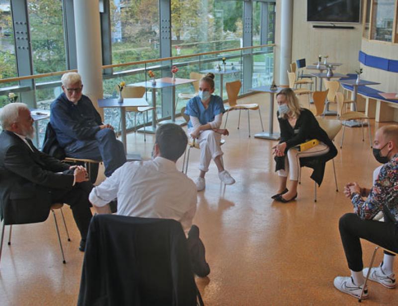 Seelsorger fest einbezogen