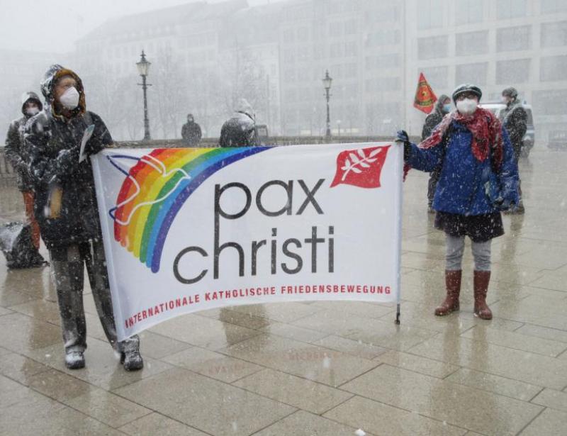 „Waffenexporte gesetzlich kontrollieren“