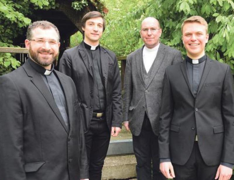 Mit Zuversicht in den Dienst