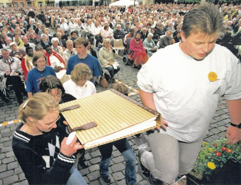 Kurze Unterbrechung um 16.48 Uhr