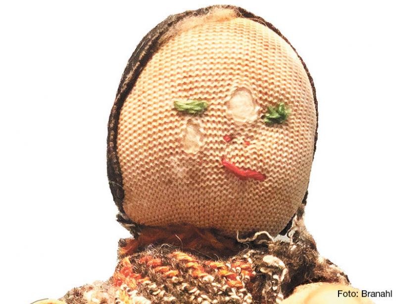 Diese Puppe erzählt von Mitgefühl 