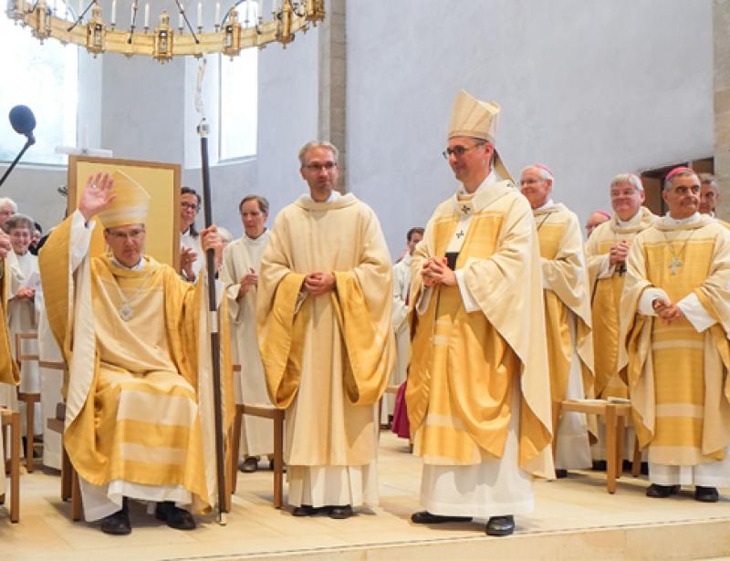 Wilmer hat sein Amt als 71. Bischof von Hildesheim angetreten