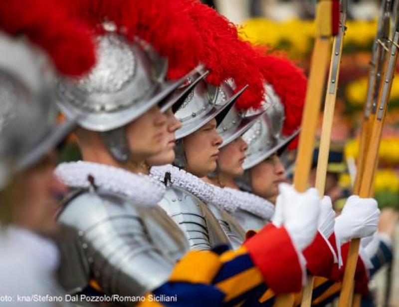 Eine neue Kaserne für die älteste Armee