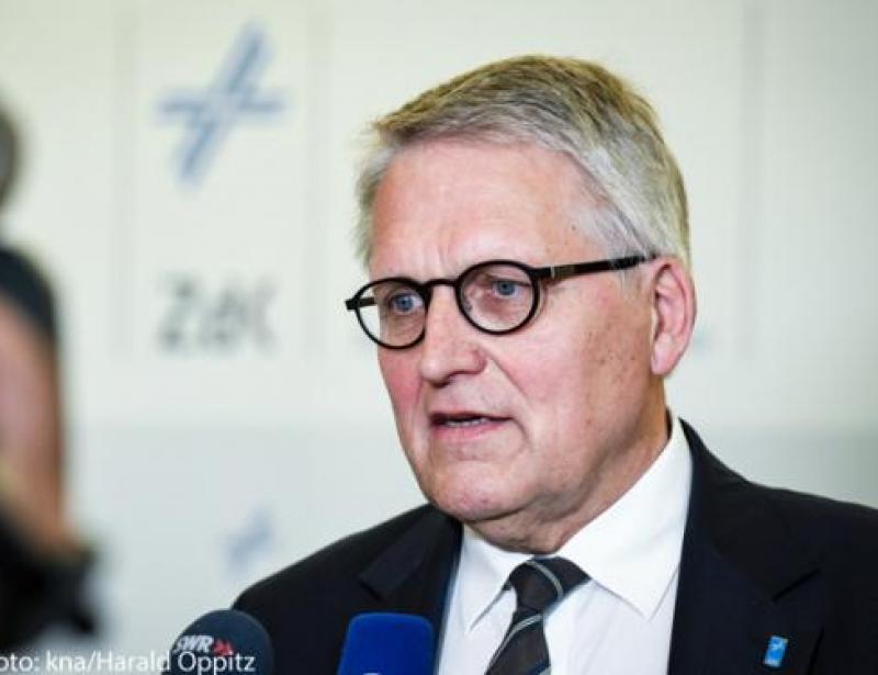 Menschen halten in Corona-Krise zusammen