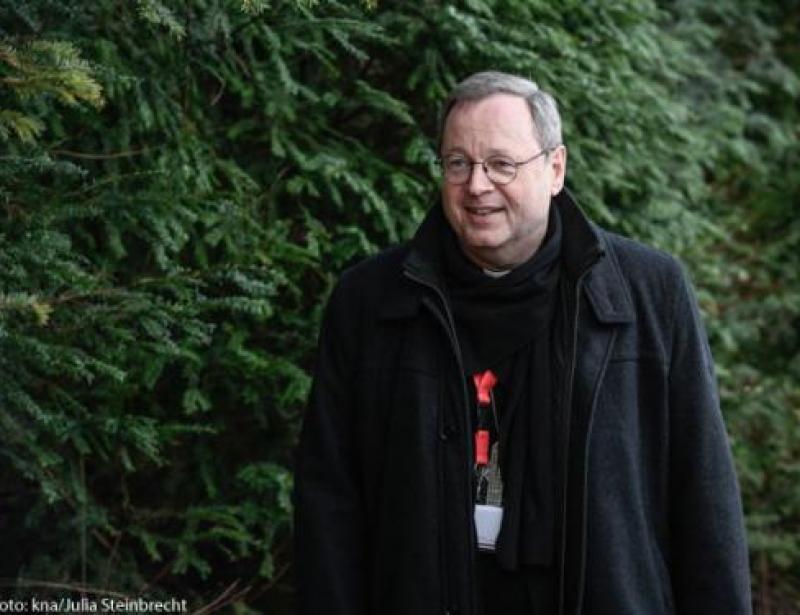 Bätzing irritiert über Zögern des Vatikan