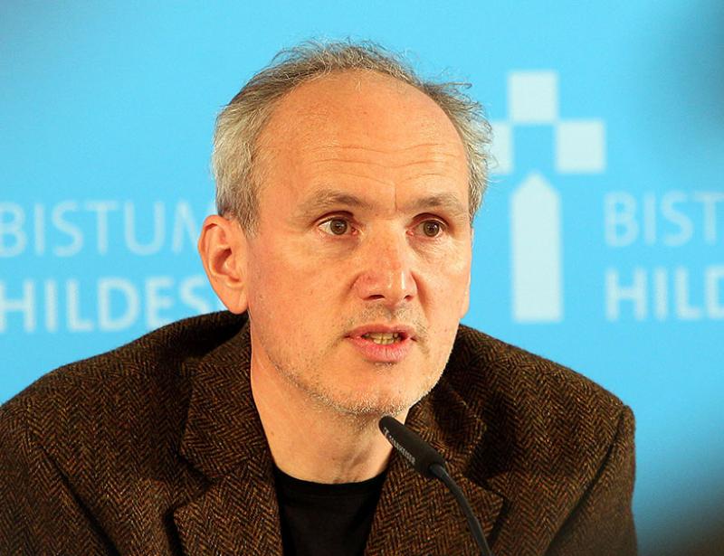 Unabhängige Experten arbeiten Missbrauch auf