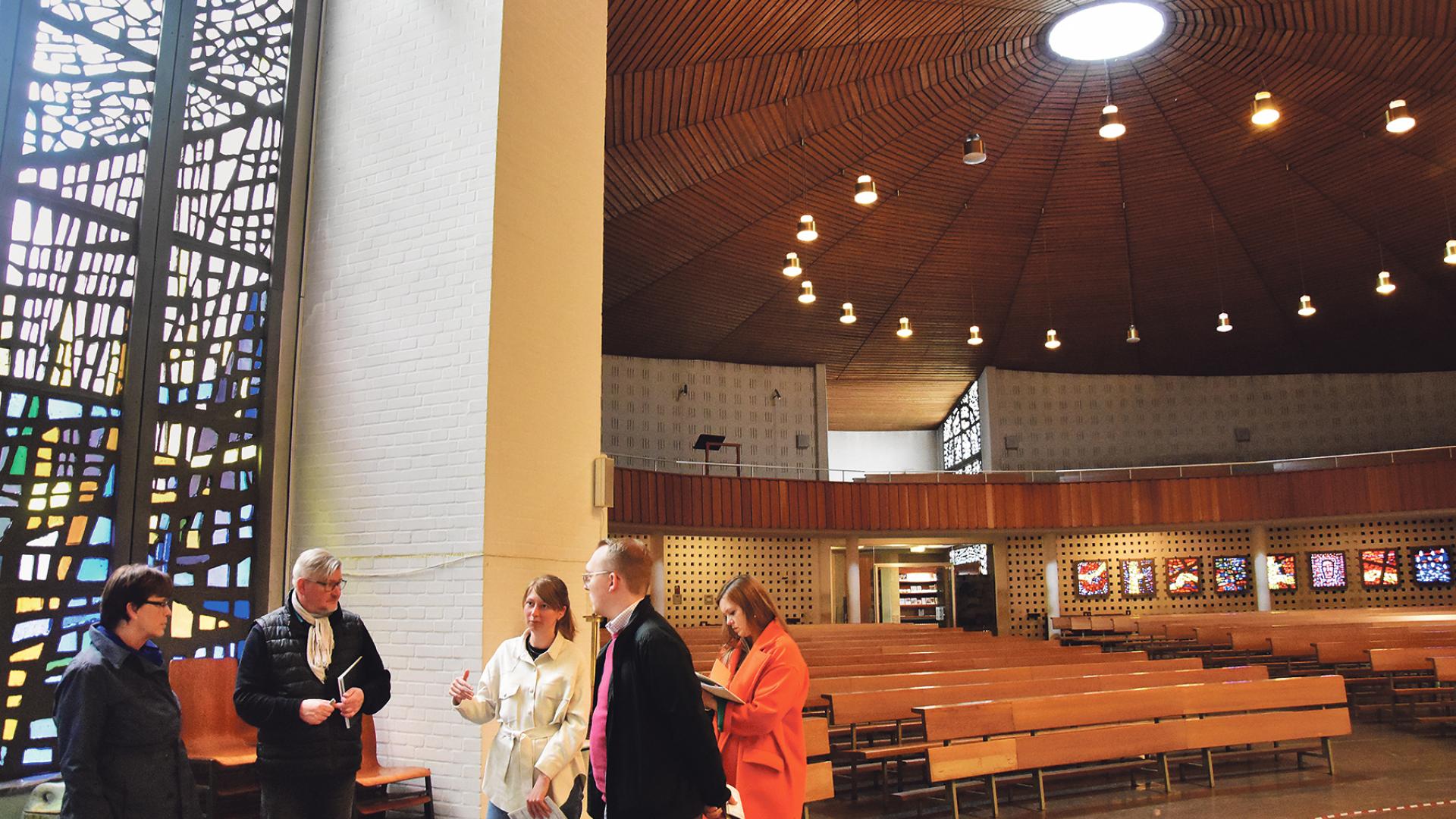 Ortsbegehung in der Kirche St. Olaf in Hamburg-Horn