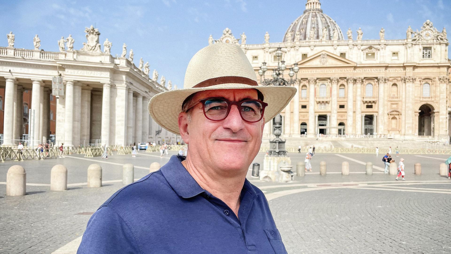 Ludwig Ring-Eifel auf dem Petersplatz