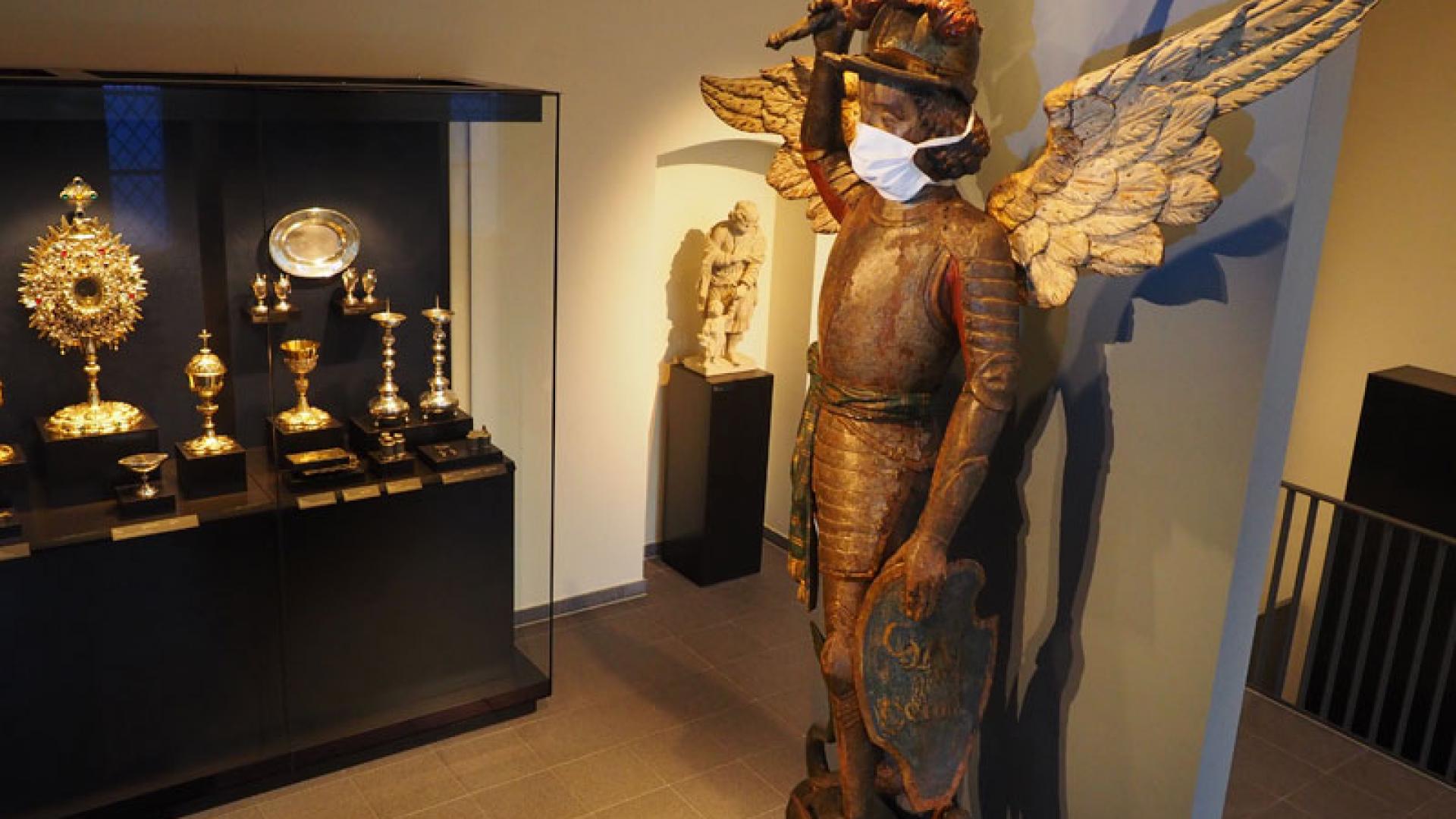 20_05_museum_maske.jpg