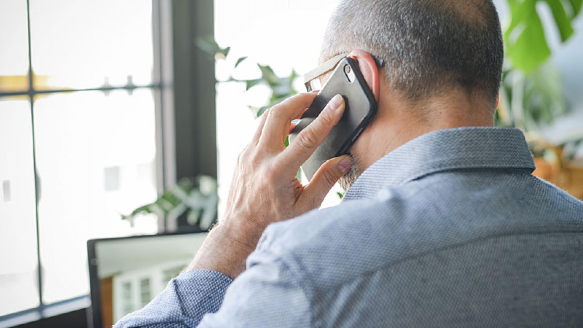 22_04_telefon.jpg